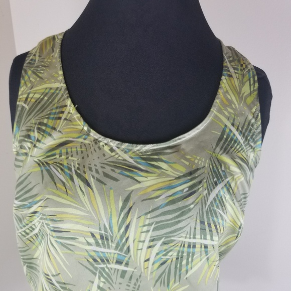 Gap Beautiful Leafy Foliage Patterned Tank Top - Picture 2 of 8